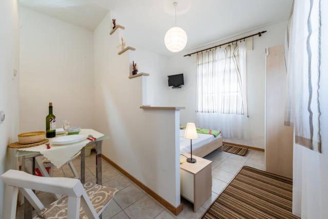 Apartments Lima Lazaneo Jelsa  Exteriér fotografie